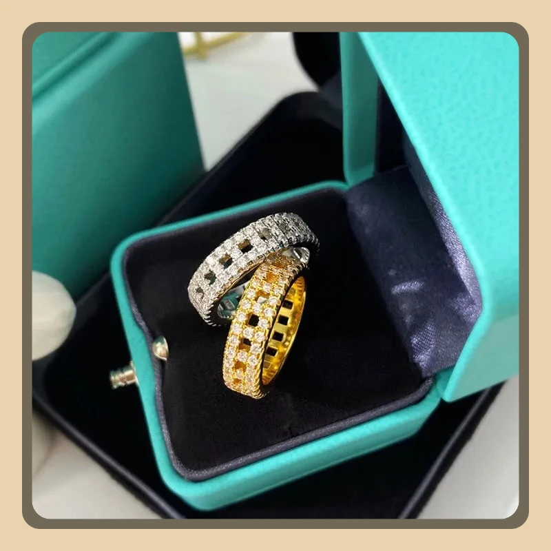 Designers ring fashion jewelrys luxury Classic eight claw Diamond Rings Sterling Silver women's jewelry Lovers style very nice
Designers ring fashion jewelrys luxury Classic eight claw Diamond Rings Sterling Silver women's jewelry Lovers style very nice