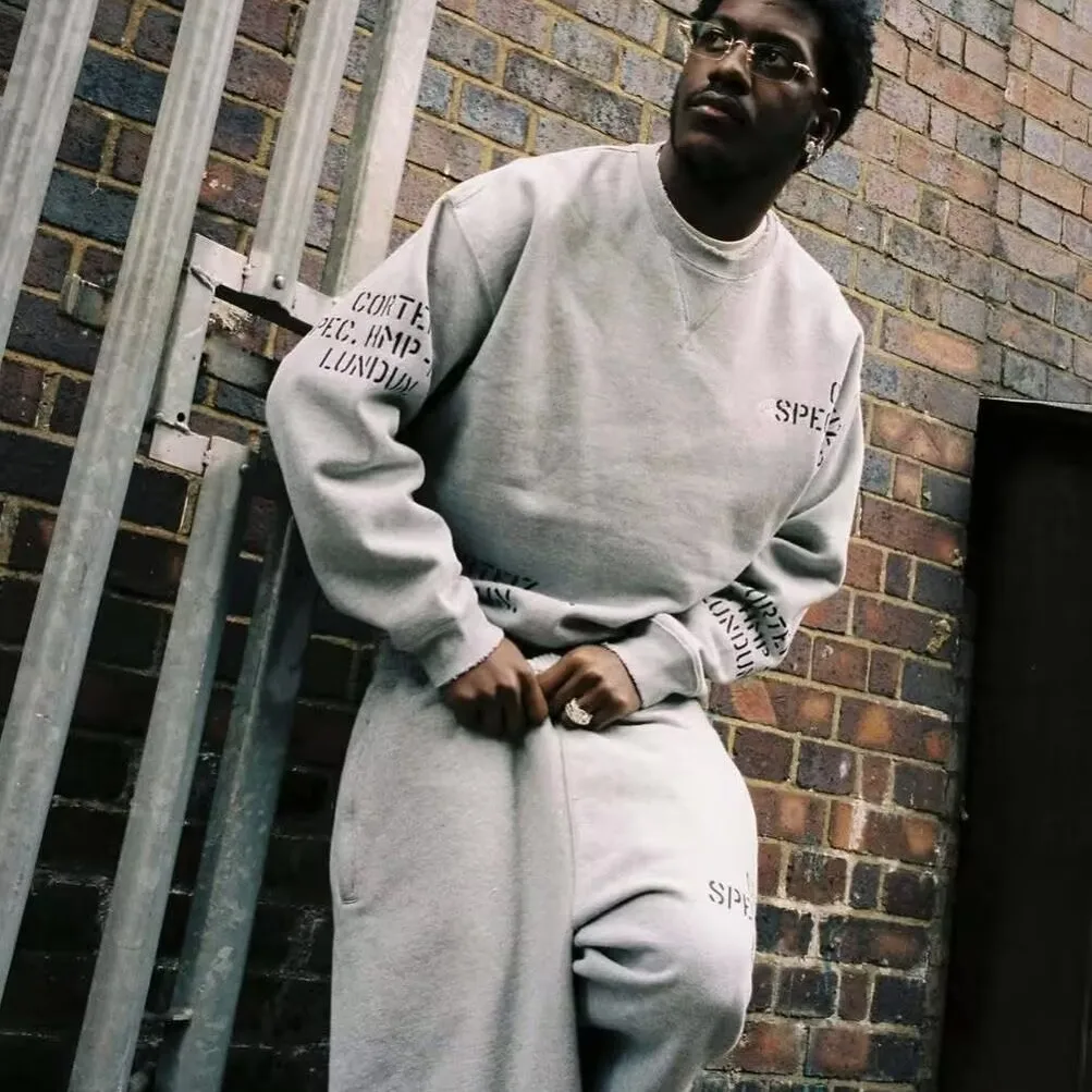 American Devil Island Hip Hop Street Letter Print Sweatirt Pants Set round Ne Organic Cotton Loose Fit ex Warmth
American Devil Island Hip Hop Street Letter Print Sweatirt Pants Set round Ne Organic Cotton Loose Fit ex Warmth