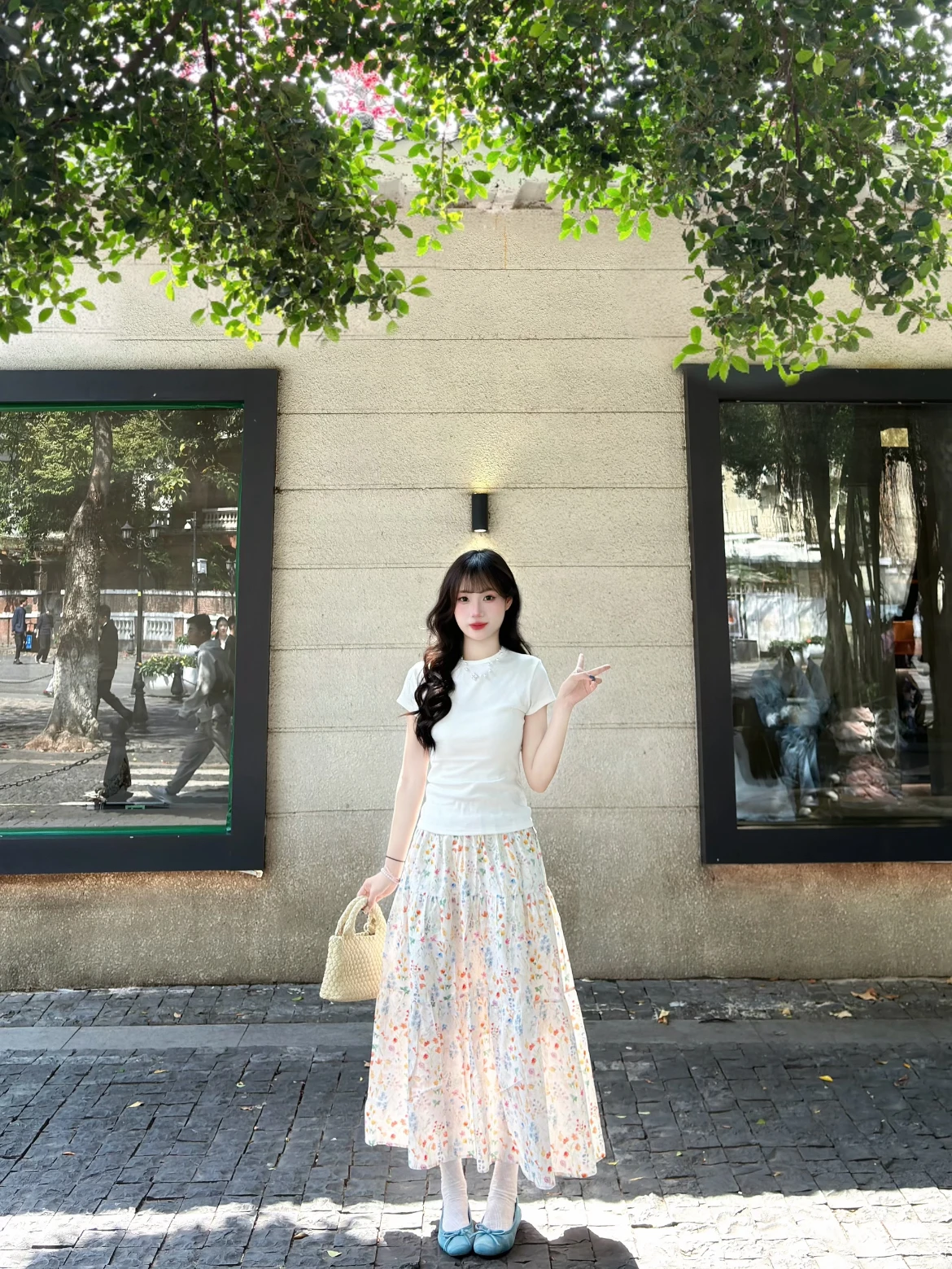 Kumikumi White round Neck Short Sleeve T-Shirt Women's Summer Floral High Waist Skirt Two-Piece Set Fashionable Casual O...
Kumikumi White round Neck Short Sleeve T-Shirt Women's Summer Floral High Waist Skirt Two-Piece Set Fashionable Casual O...