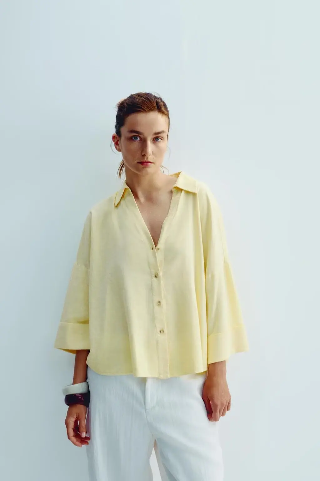 BB6481 Za25 Summer New Style European and American Fashion Blended Comfortable Wide Sleeve Collar Shirt 2340712
BB6481 Za25 Summer New Style European and American Fashion Blended Comfortable Wide Sleeve Collar Shirt 2340712