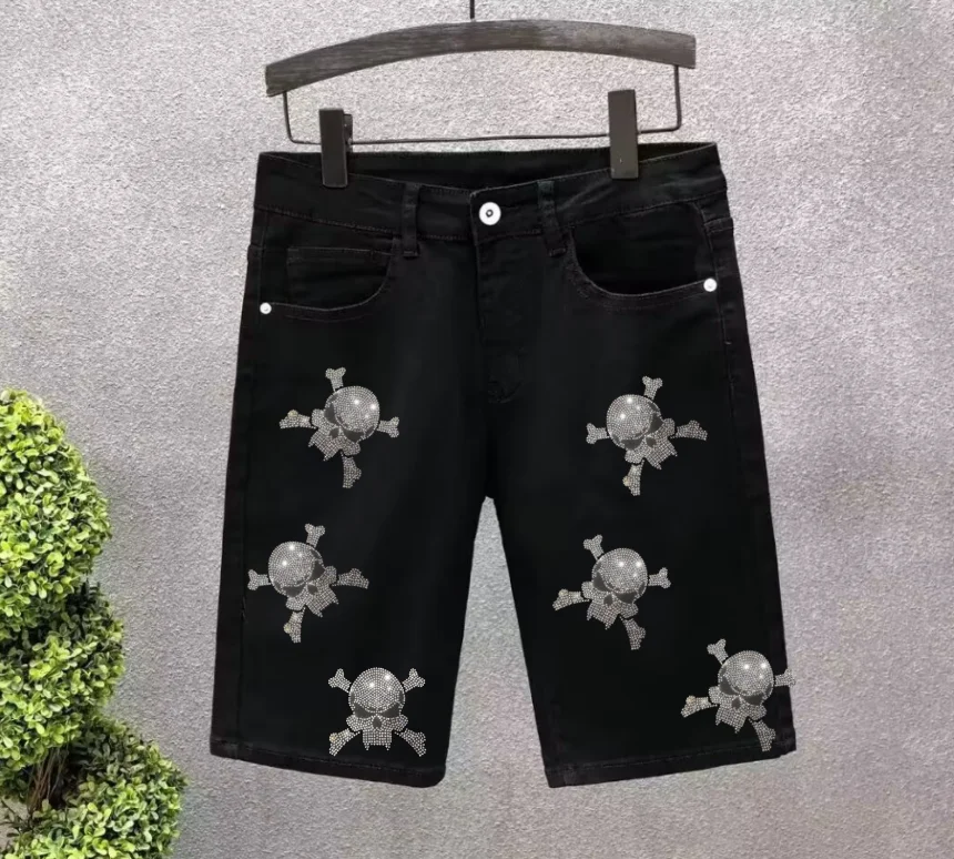 Стильные мужские джинсовые шорты, украшенные стразами — высококачественные мужские джинсовые шорты 2025 года
Стильные мужские джинсовые шорты, украшенные стразами — высококачественные мужские джинсовые шорты 2025 года