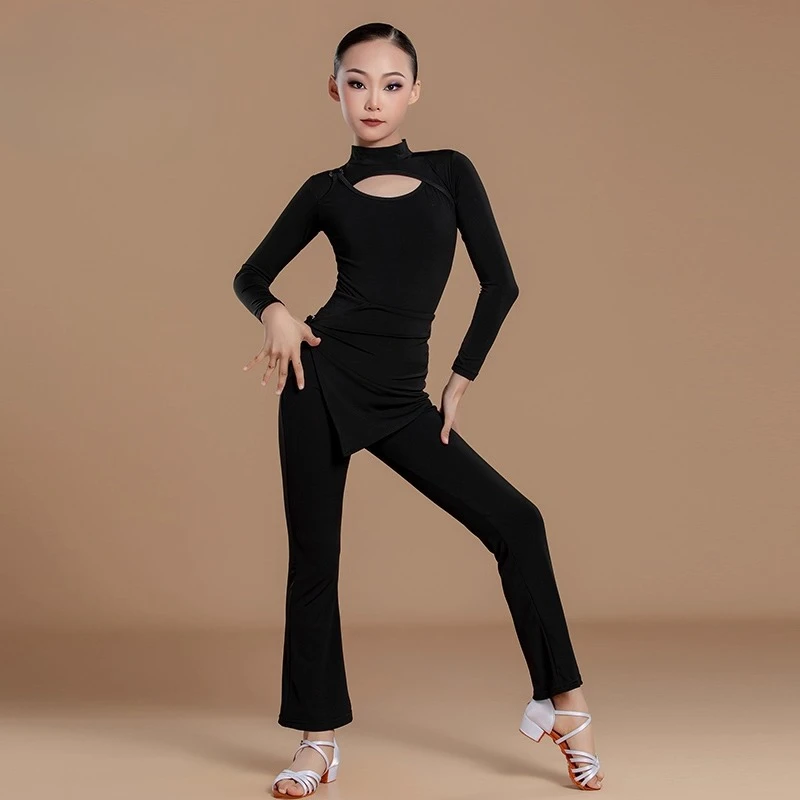 New Latin dance dress for girls in autumn and winter long-sleeved crystal cotton competition practice dress two-piece pants set
New Latin dance dress for girls in autumn and winter long-sleeved crystal cotton competition practice dress two-piece pants set