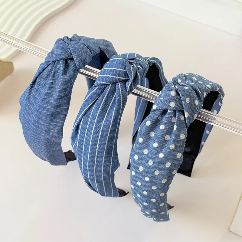 1pcs Vintage Denim Knotted Headband Women Adorable Retro Trendy Timeless Accessory Stylish Girls Headwear Daily Casual Outfits
1pcs Vintage Denim Knotted Headband Women Adorable Retro Trendy Timeless Accessory Stylish Girls Headwear Daily Casual Outfits