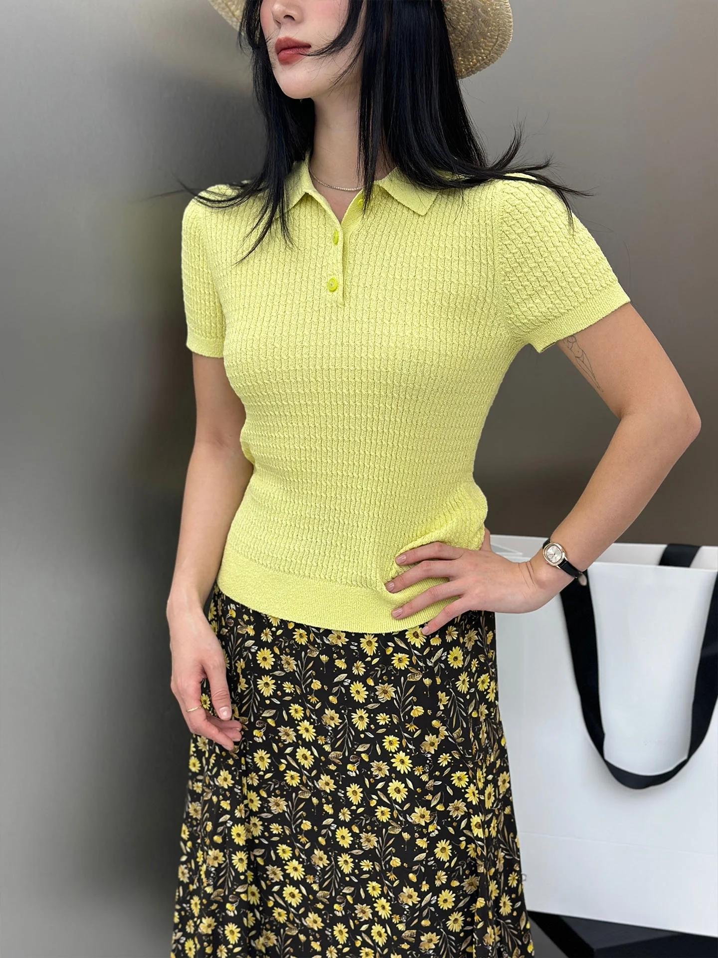 RIBBE Women's Shirt Twist Rope Knitted Silk Slim Fit Half Open Front Knitted Sweater Simple Style Multi Color Casual Wear
RIBBE Women's Shirt Twist Rope Knitted Silk Slim Fit Half Open Front Knitted Sweater Simple Style Multi Color Casual Wear