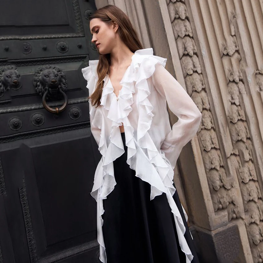 Элегантная белая блузка Linad с расклешенными рукавами, женская летняя сексуальная прозрачная блузка с V-образным вырезом, уличный шик, однобортная, женские топы 2026
Элегантная белая блузка Linad с расклешенными рукавами, женская летняя сексуальная прозрачная блузка с V-образным вырезом, уличный шик, однобортная, женские топы 2026