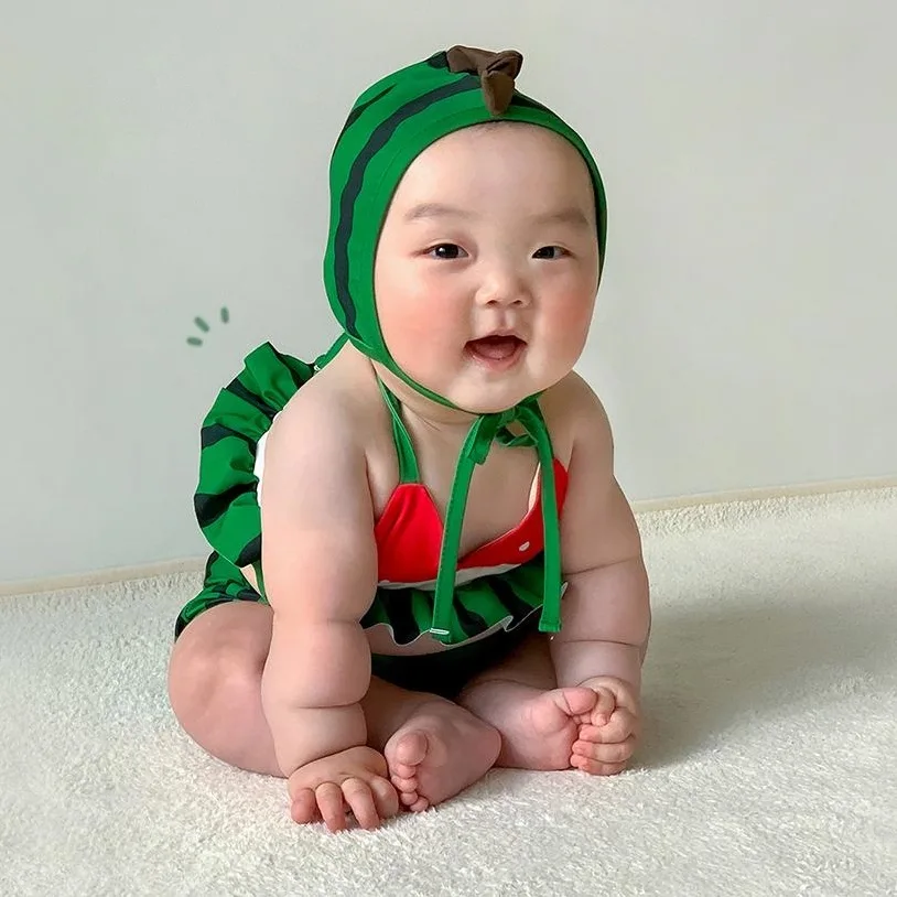 Summer New Baby Korean Version Swimsuit Ins Style Baby Watermelon Style Three Piece Set Children's Swimsuit
Summer New Baby Korean Version Swimsuit Ins Style Baby Watermelon Style Three Piece Set Children's Swimsuit