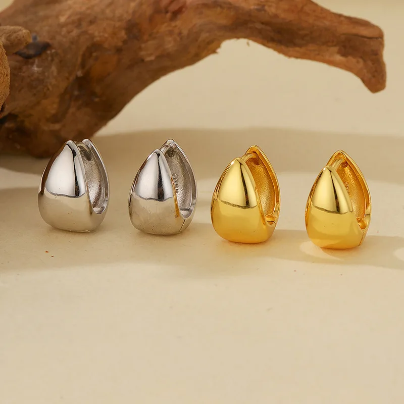 Женские серьги из стерлингового серебра 925 пробы с позолоченными каплями воды, популярные модные украшения, аксессуары для вечеринок
Женские серьги из стерлингового серебра 925 пробы с позолоченными каплями воды, популярные модные украшения, аксессуары для вечеринок