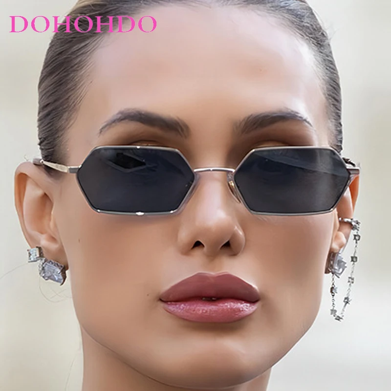 DOHOHDO Brand Design Fashion Polygonal Metal Sunglasses Retro Ladies Glasses Classic Trend Luxury Driving Travel Eyewear UV400
DOHOHDO Brand Design Fashion Polygonal Metal Sunglasses Retro Ladies Glasses Classic Trend Luxury Driving Travel Eyewear UV400