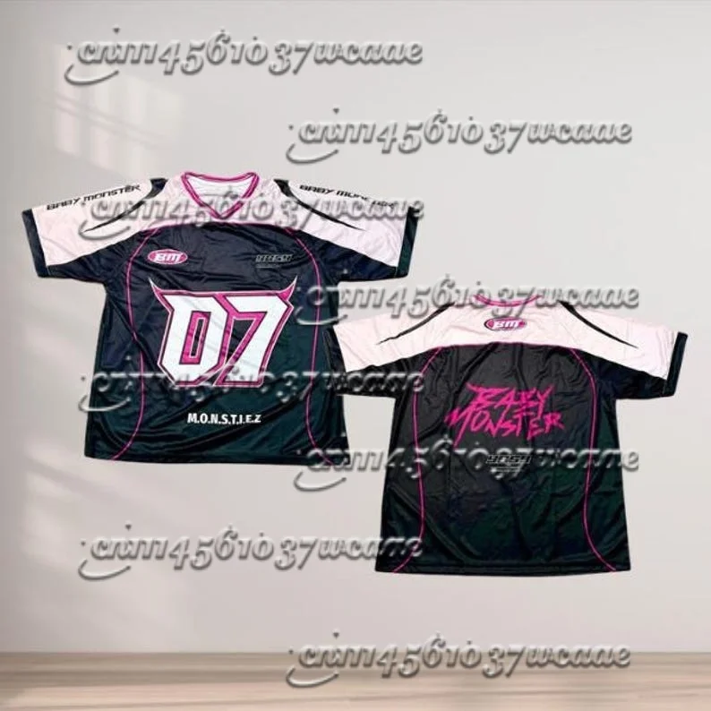 2026 Summer American Streetwear Kpop Style Jersey T-shirt Monster Fan Support Printed No.07 Commemorative Top Family Matching
2026 Summer American Streetwear Kpop Style Jersey T-shirt Monster Fan Support Printed No.07 Commemorative Top Family Matching