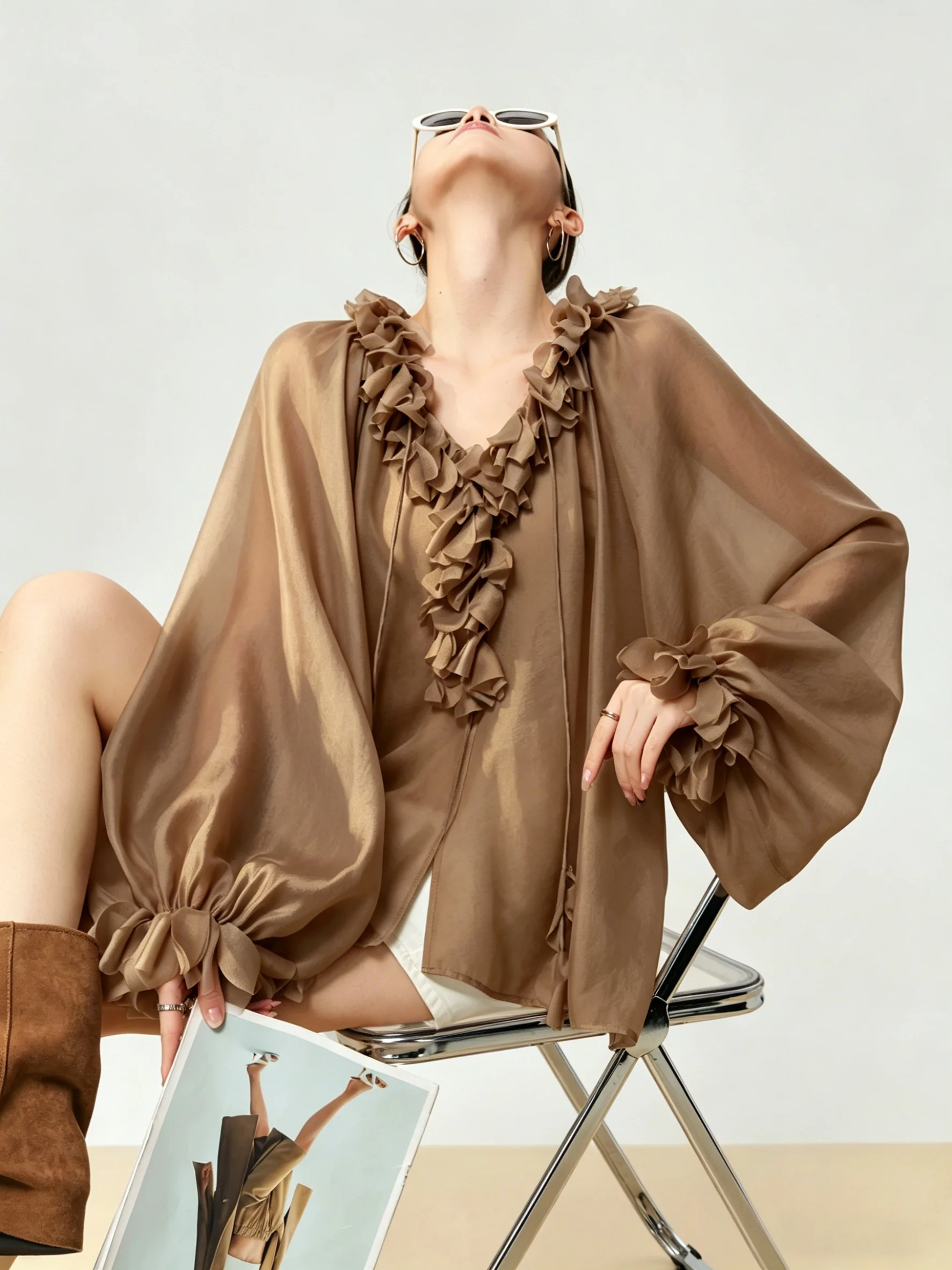 Elegant V-Neck Long Sleeve Shirt Women's Fashionable Beautiful Top Casual Style Loose Fit Polyester Blend Summer Shirt
Elegant V-Neck Long Sleeve Shirt Women's Fashionable Beautiful Top Casual Style Loose Fit Polyester Blend Summer Shirt