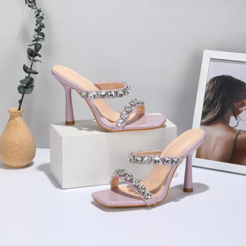 Fashion Summer Shallow Peep Toe Thin Heels Rivet Bling Slippers Women's Shoes 2022 NEW Square Toe Party Elegant Solid
Fashion Summer Shallow Peep Toe Thin Heels Rivet Bling Slippers Women's Shoes 2022 NEW Square Toe Party Elegant Solid
