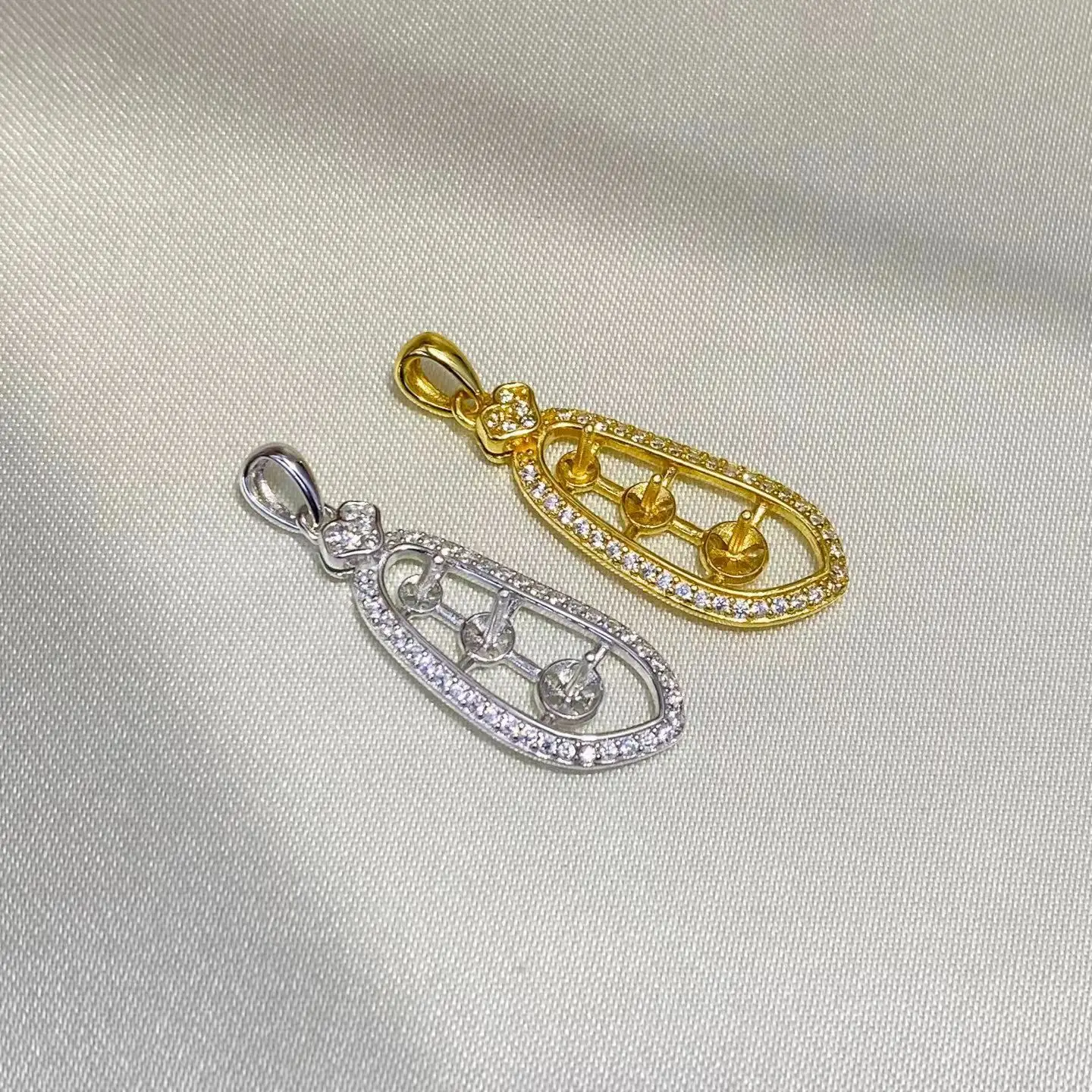 Wholesale S925 Sterling Silver Pendant Mount Base Mountings Findings Parts Fittings Accessories for 4-6mm Pearls 5pcs/lot
Wholesale S925 Sterling Silver Pendant Mount Base Mountings Findings Parts Fittings Accessories for 4-6mm Pearls 5pcs/lot