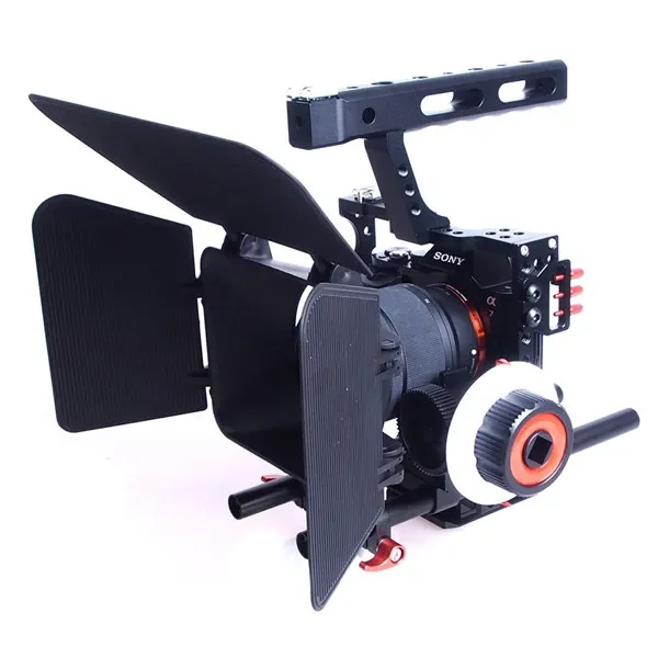 The Comlite Comstar Digital Camera Kit includes a Rig Follow Focus matte case for the GH4 A7S camera
The Comlite Comstar Digital Camera Kit includes a Rig Follow Focus matte case for the GH4 A7S camera