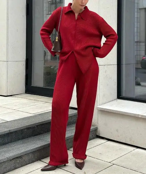 Two Piece Set Women Outfit 2025 Spring Autumn New Temperament Commuting Pit Stripe Long Sleeved Knit Sweater & Casual Pants Set
Two Piece Set Women Outfit 2025 Spring Autumn New Temperament Commuting Pit Stripe Long Sleeved Knit Sweater & Casual Pants Set