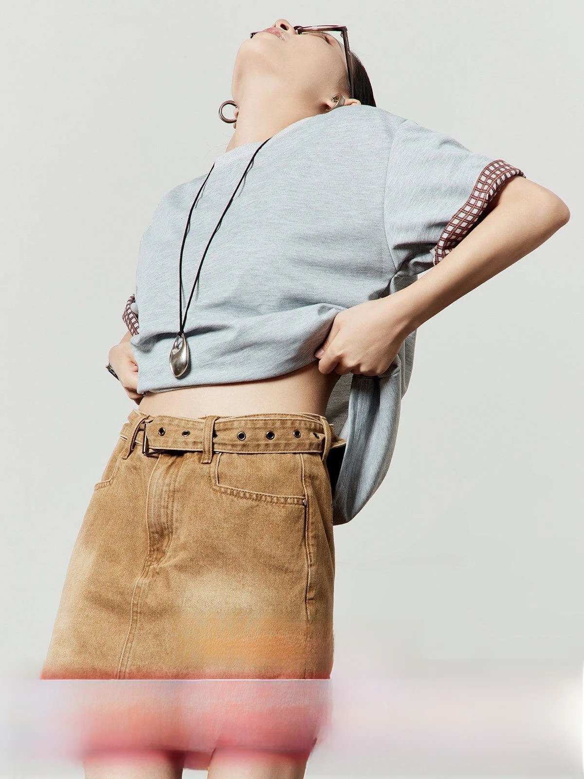 ay Casual Loose ort Sve round Ne T-irt Women's Summer New Sle Vintage Color Blo Simple Match Zhou Li Wu
ay Casual Loose ort Sve round Ne T-irt Women's Summer New Sle Vintage Color Blo Simple Match Zhou Li Wu