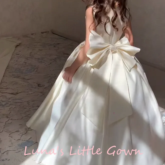 Ivory White Satin Flower Girl Dress Back Oversized Big Bow Long Kids Wedding Bridesmaid Gown Customized
Ivory White Satin Flower Girl Dress Back Oversized Big Bow Long Kids Wedding Bridesmaid Gown Customized