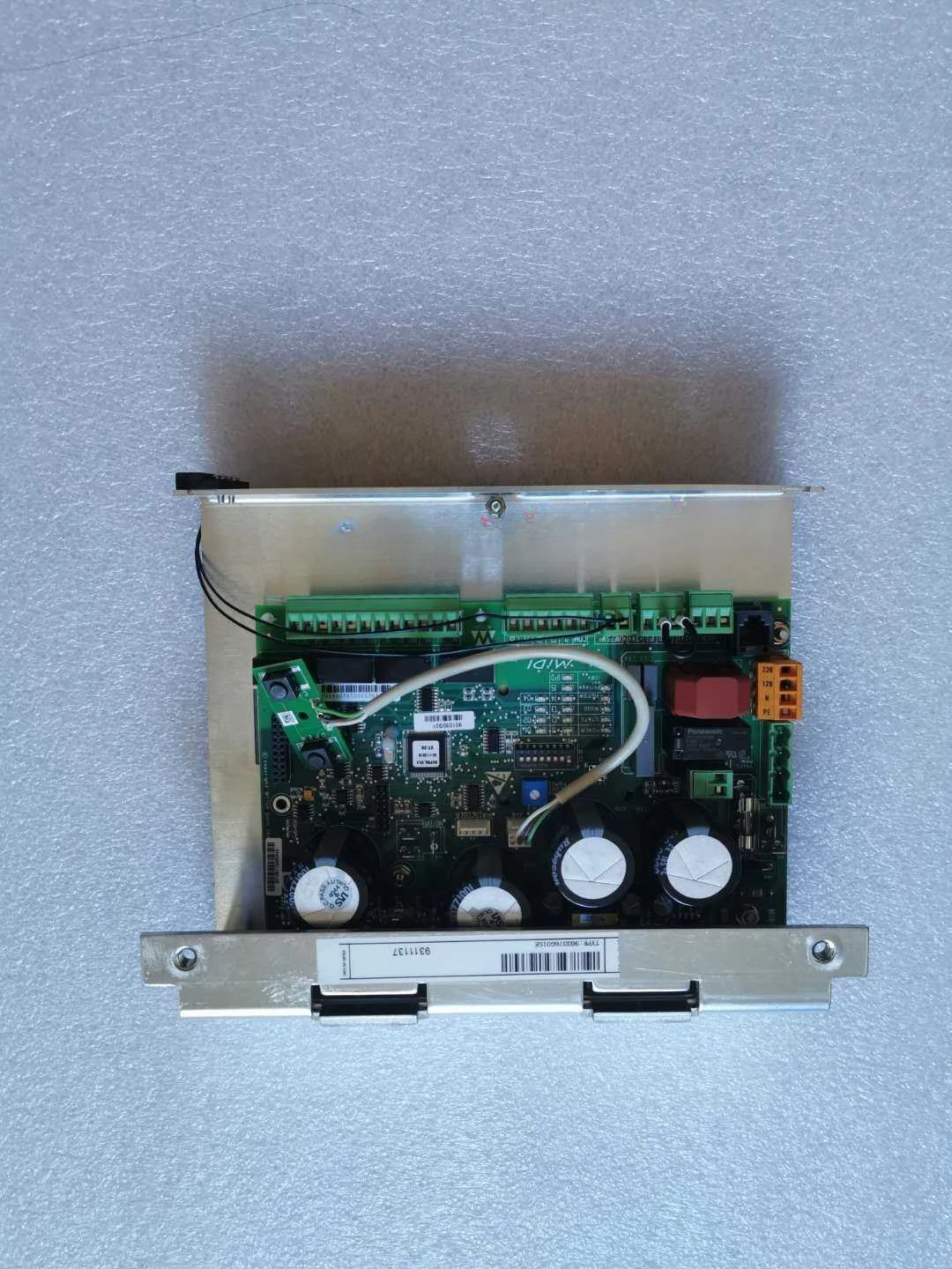 General door crane board/KM903376G01S 903376G01K-L/KM903377G01T-0 original stock
General door crane board/KM903376G01S 903376G01K-L/KM903377G01T-0 original stock