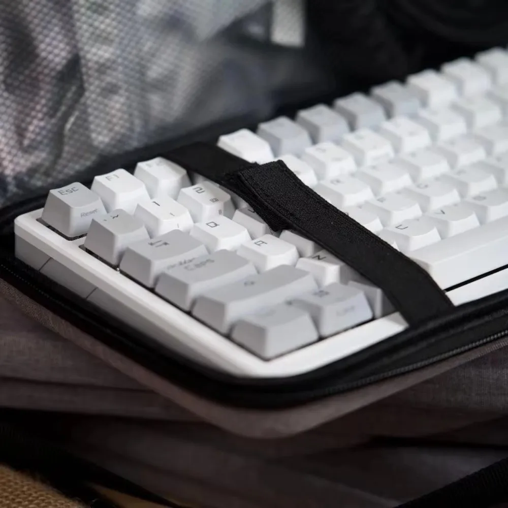 EVA Keyboard Protective Case Hard Shell Shock Resistant Mechanical Keyboard Bag Waterproof Full Size Storage Bag
EVA Keyboard Protective Case Hard Shell Shock Resistant Mechanical Keyboard Bag Waterproof Full Size Storage Bag