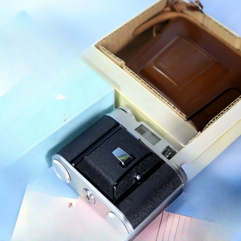 Camera 120 film roll old camera retro
Camera 120 film roll old camera retro