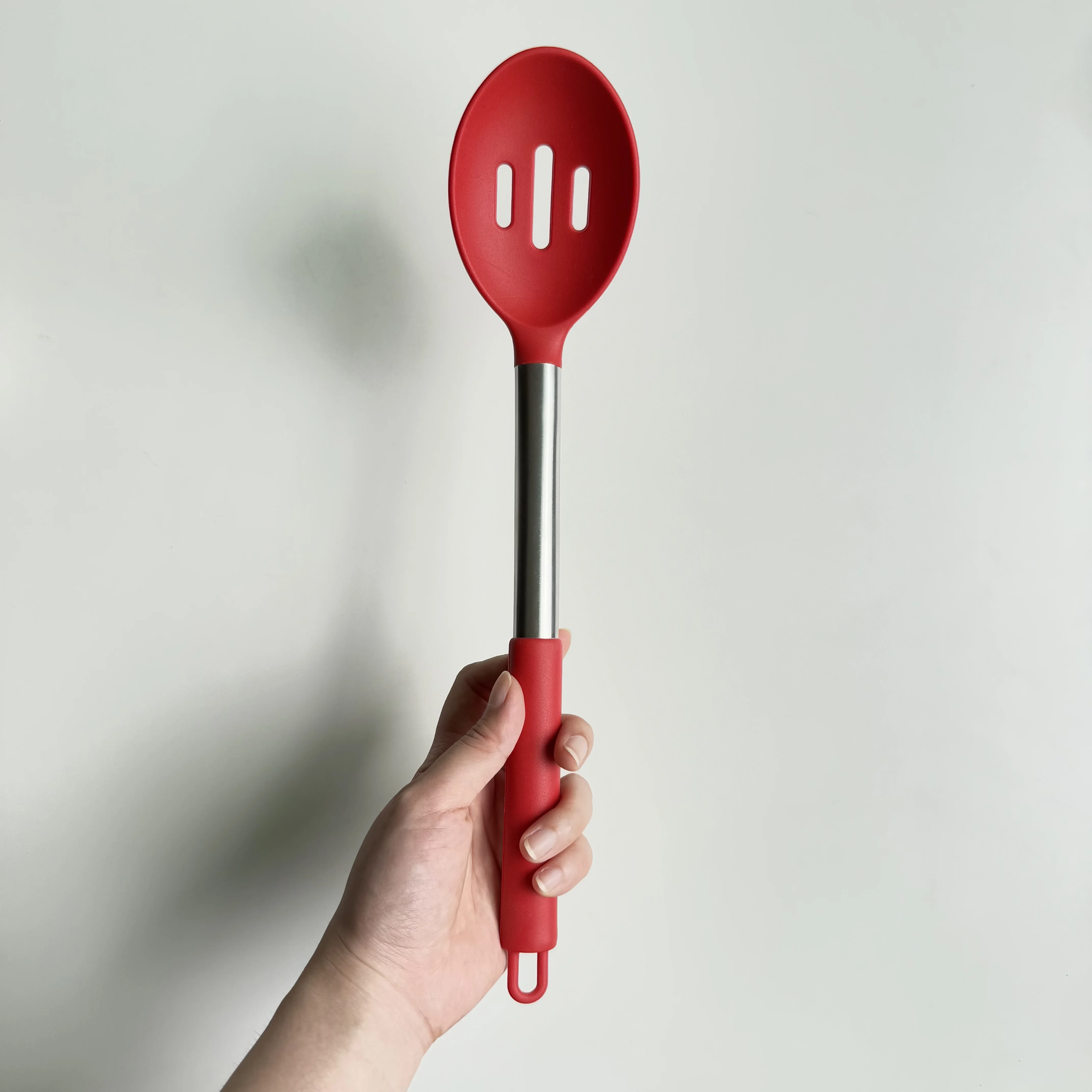 1PCS Silicone Cooking Spoons,,Heat-Resistant Kitchen Utensils for Mixing,Serving,Draining,Stirring (RED)
1PCS Silicone Cooking Spoons,,Heat-Resistant Kitchen Utensils for Mixing,Serving,Draining,Stirring (RED)