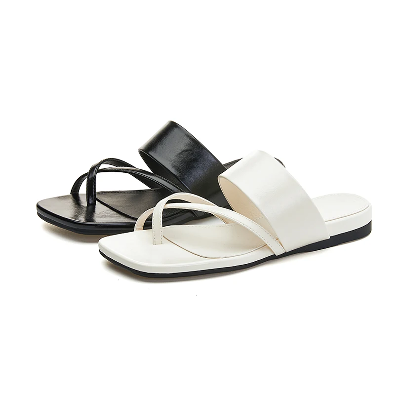 2025 women's flat slippers Square toe clip-on half slippers for women Summer large size non-slip female shoes
2025 women's flat slippers Square toe clip-on half slippers for women Summer large size non-slip female shoes
