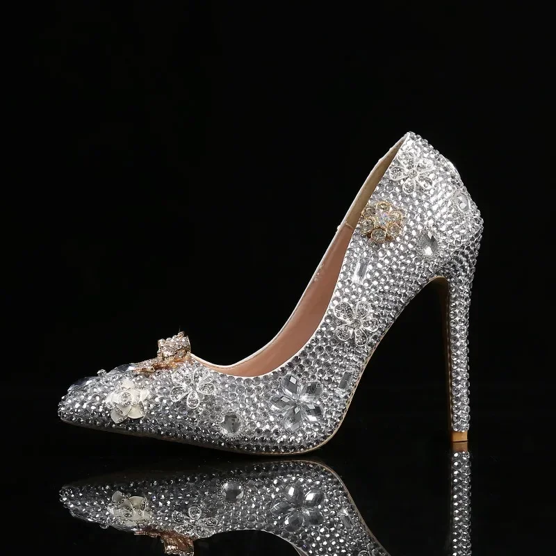 Silver Sparkling Diamond Fashion Banquet High Heels Spring Autumn Women Sexy Dance Wedding High Heel Bridesmaid Shoes Size43
Silver Sparkling Diamond Fashion Banquet High Heels Spring Autumn Women Sexy Dance Wedding High Heel Bridesmaid Shoes Size43