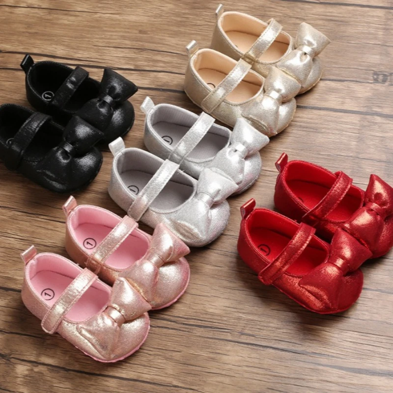 Baby Walkingshoe2026new Korean Version Soft Singleshoe Young Children Fashion Baby Anti Slip Versatile Daily Walking Leathershoe
Baby Walkingshoe2026new Korean Version Soft Singleshoe Young Children Fashion Baby Anti Slip Versatile Daily Walking Leathershoe