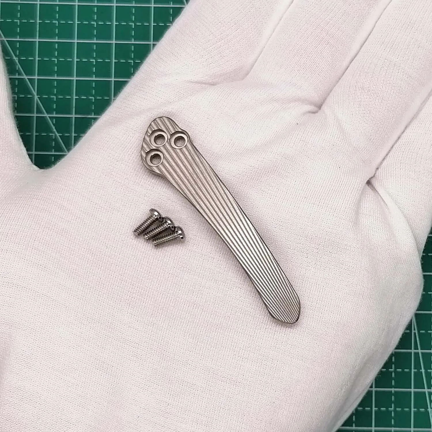 1 шт., карманный зажим из титанового сплава с 3 отверстиями для Spyderco C81 C223 C10
1 шт., карманный зажим из титанового сплава с 3 отверстиями для Spyderco C81 C223 C10