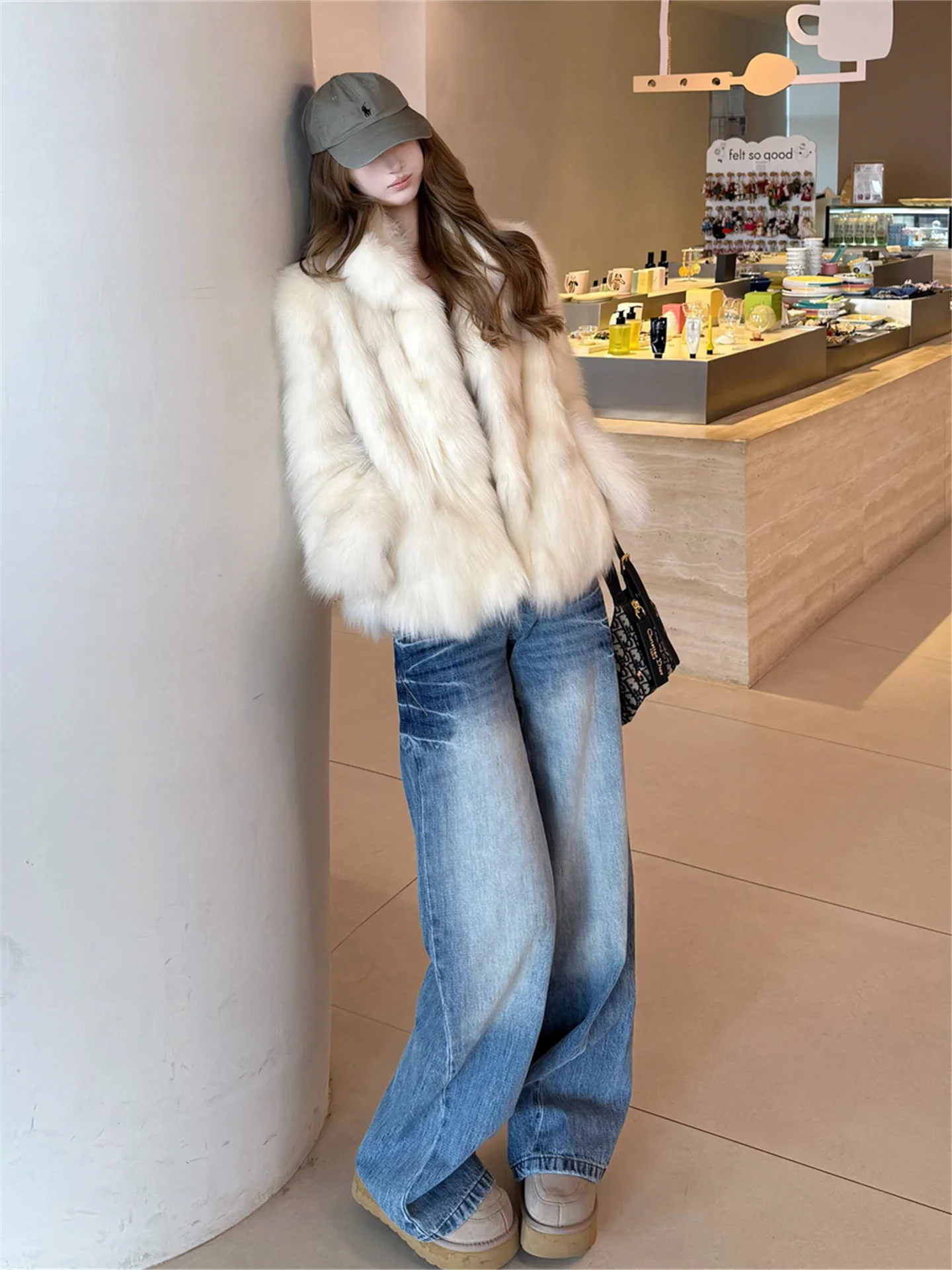 Retro Low Waist Wide Leg Denim Jeans Women's Loose Slimming Washed out Distressed Spring Autumn Long Straight Tube Pants
Retro Low Waist Wide Leg Denim Jeans Women's Loose Slimming Washed out Distressed Spring Autumn Long Straight Tube Pants