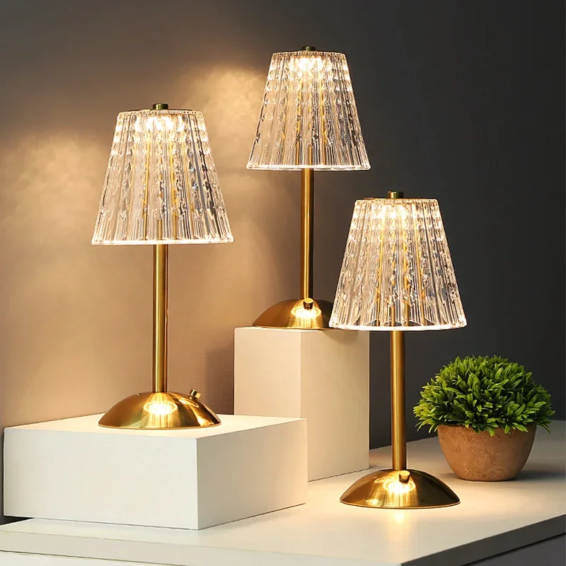 Crystal Rechargeable Table Lamp LED Lamp Touch Dimmable Golden Desk Lamp Living Room Bedroom Hotel Lamp Bedside Lamp Lampshade
Crystal Rechargeable Table Lamp LED Lamp Touch Dimmable Golden Desk Lamp Living Room Bedroom Hotel Lamp Bedside Lamp Lampshade