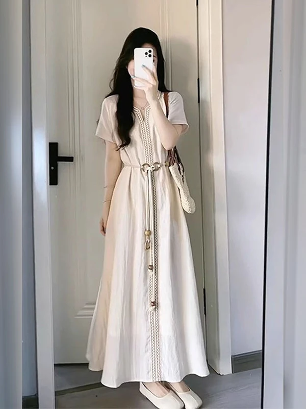 plus Size Korean Style Vacation V-Neck Dress Women's Fat MM Summer Slimming Waist Short Sleeve A-Line Long Dress
plus Size Korean Style Vacation V-Neck Dress Women's Fat MM Summer Slimming Waist Short Sleeve A-Line Long Dress