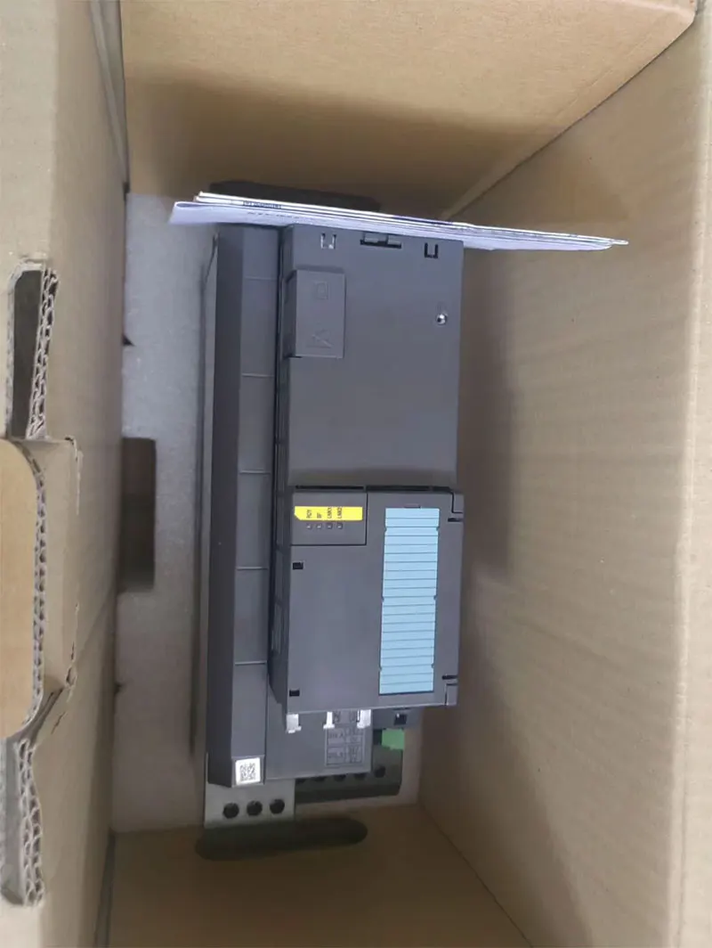 Brand New 6SL3220-1YE18-0AF0 6SL3220-1YE20-0AF0 6SL3220-1YE22-0AF0 6SL3220-1YE24-0AF0 Warranty One-year
Brand New 6SL3220-1YE18-0AF0 6SL3220-1YE20-0AF0 6SL3220-1YE22-0AF0 6SL3220-1YE24-0AF0 Warranty One-year