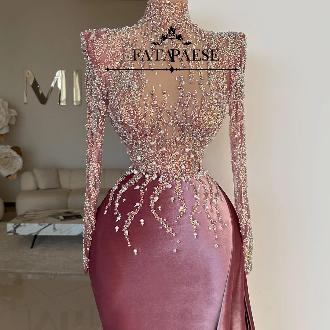 FATAPAESE Customized Maxi Evening Dress with a Side Train Prom Gown Top Lace Beaded and Bottom Velvet Skirt Sheath Fit Gown
FATAPAESE Customized Maxi Evening Dress with a Side Train Prom Gown Top Lace Beaded and Bottom Velvet Skirt Sheath Fit Gown