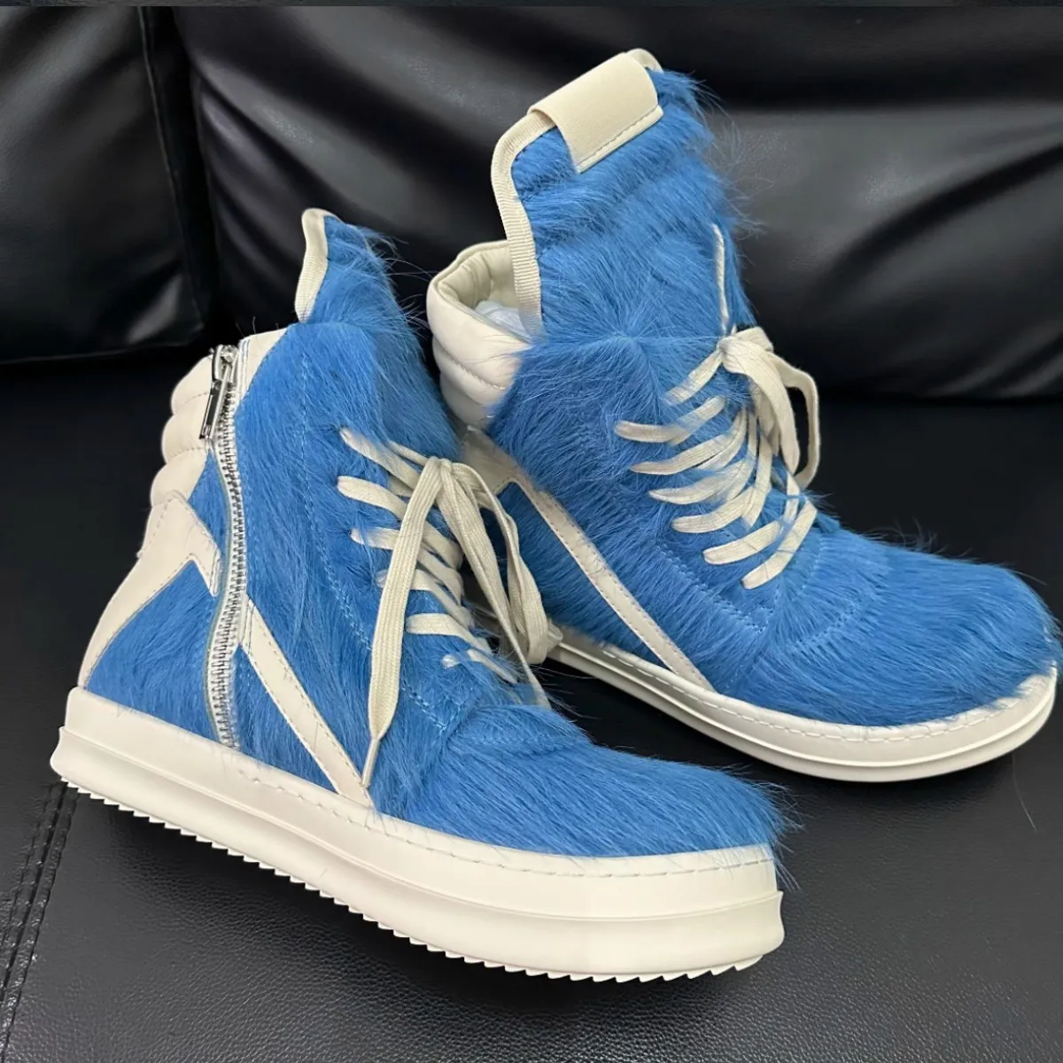 Ro Luxury Men Ankle Boot Blue Horsehair Boots Women Sneaker Horse Hair High Top Shoe White Leather Casual Shoes Zipper Sneakers
Ro Luxury Men Ankle Boot Blue Horsehair Boots Women Sneaker Horse Hair High Top Shoe White Leather Casual Shoes Zipper Sneakers