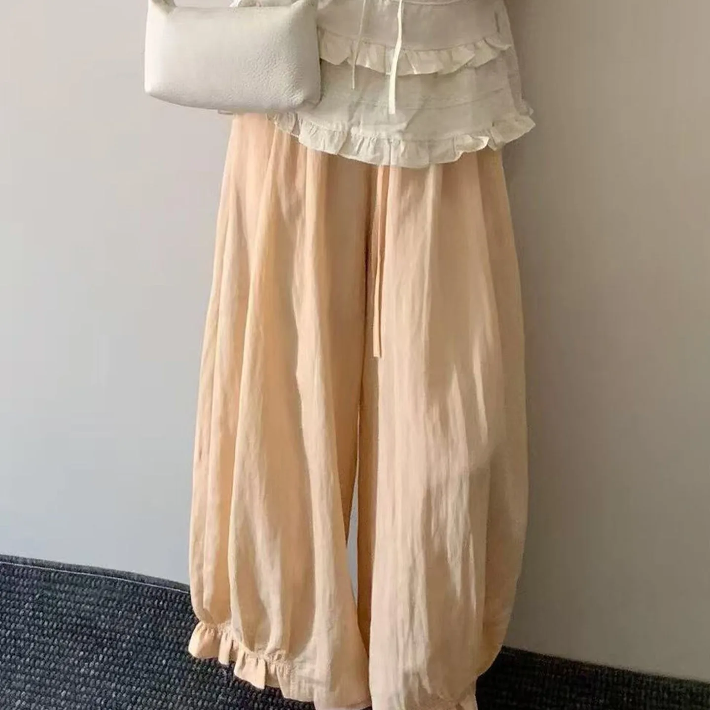 Summer 2026 New Style Korean Loose Wide Leg Casual Pants Floral Bud Lantern Pants Wooden Ear Fashionable Slimming
Summer 2026 New Style Korean Loose Wide Leg Casual Pants Floral Bud Lantern Pants Wooden Ear Fashionable Slimming
