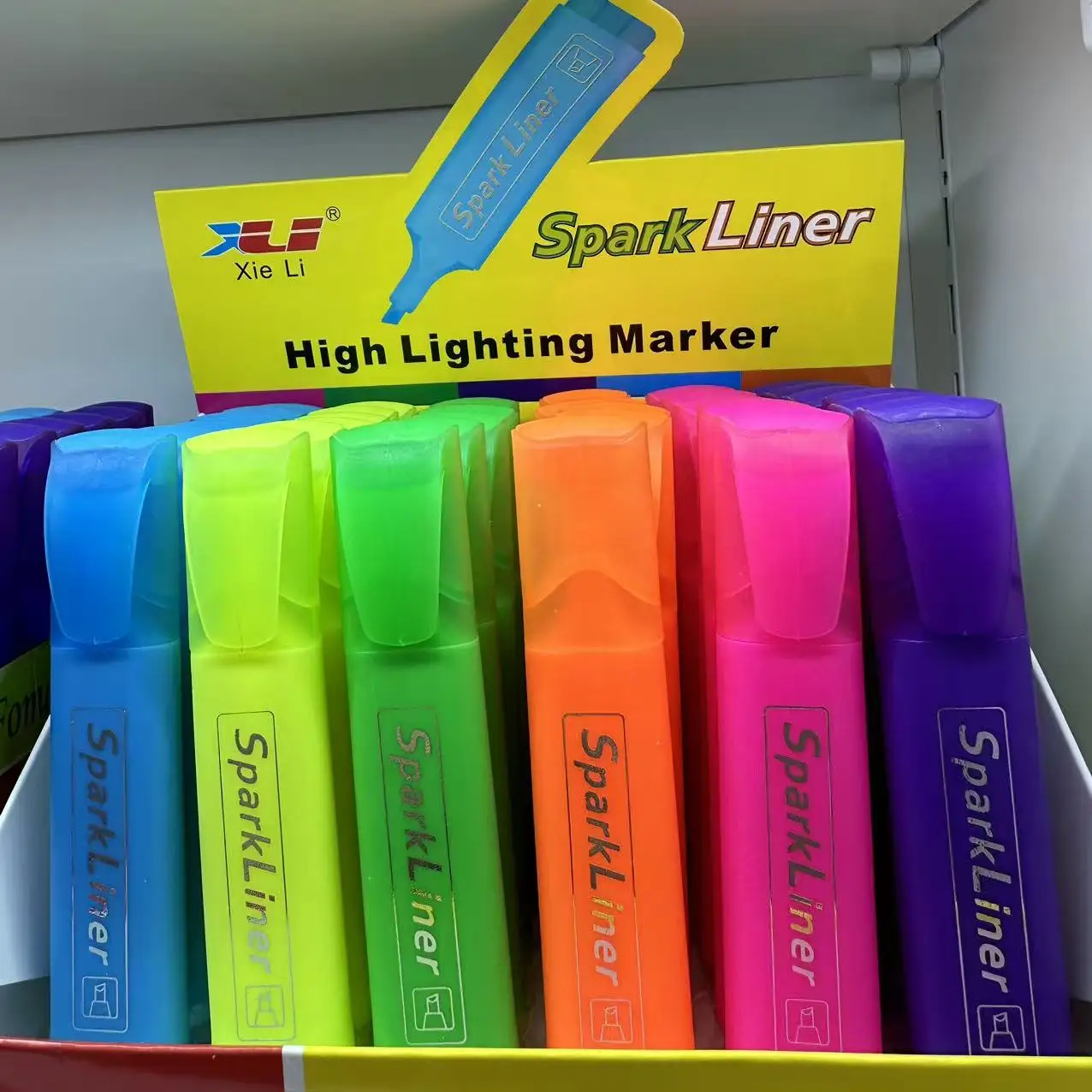 6Pcs Colorful Highlighter Pen Set, Chisel Tip Quick-Drying Water-Based Ink Markers for School Office Stationery
6Pcs Colorful Highlighter Pen Set, Chisel Tip Quick-Drying Water-Based Ink Markers for School Office Stationery