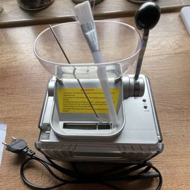 C92 Automatic Cigarette Filling Roller Maker 5.5/6.5mm Tube Electric Tobacco Rolling Machine Smoke Injector Smoking tools
C92 Automatic Cigarette Filling Roller Maker 5.5/6.5mm Tube Electric Tobacco Rolling Machine Smoke Injector Smoking tools