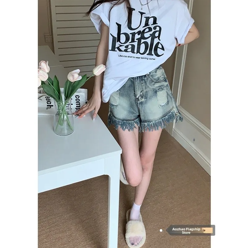 Горячие джинсовые орты в стиле ретро, женские летние 2023, новые свободные джинсы с высокой талией больших размеров, модные джинсы INS, повседневные модные джинсы
Горячие джинсовые орты в стиле ретро, женские летние 2023, новые свободные джинсы с высокой талией больших размеров, модные джинсы INS, повседневные модные джинсы