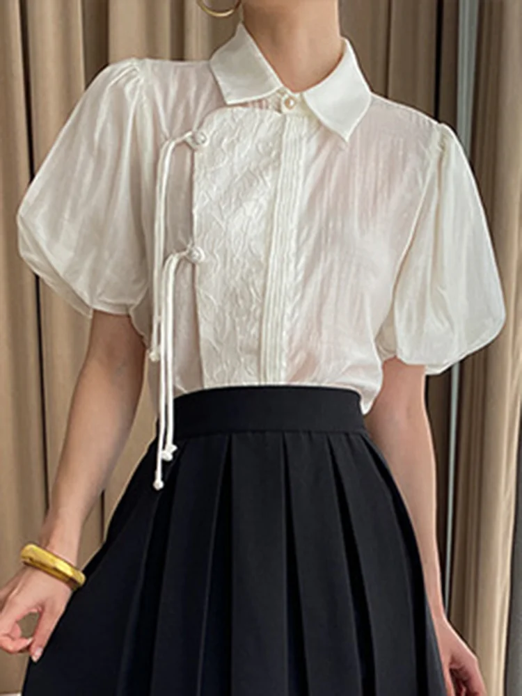Retro Shirt For Women Lapel Designer Single Breasted Puff Sleeevs Patchwork Tops Fashion Female Clothing 2023 H265
Retro Shirt For Women Lapel Designer Single Breasted Puff Sleeevs Patchwork Tops Fashion Female Clothing 2023 H265