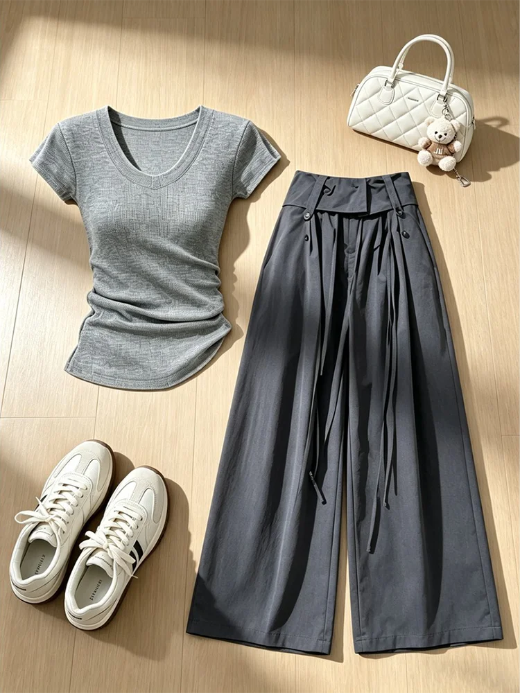 Casual Grey U-Neck Short Sleeve T-Shirt Women's Fashion Set High Waist Wide Leg Pants Commute Two-Piece Suit Korean Style
Casual Grey U-Neck Short Sleeve T-Shirt Women's Fashion Set High Waist Wide Leg Pants Commute Two-Piece Suit Korean Style