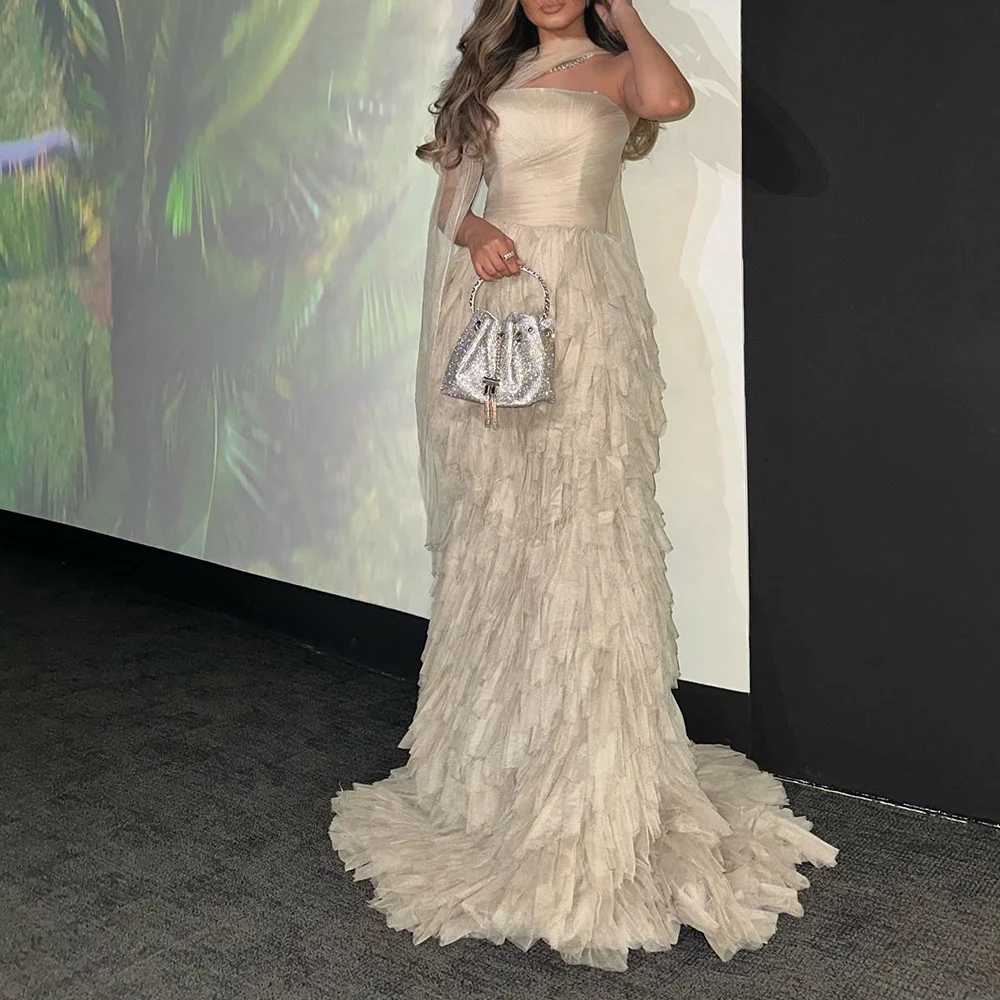 Bespoke Elegant Party Evening Dresses Woman Halter Sweep Train Floor Length Tiered Sleeveless Sweep Train Floor Length Pleats
Bespoke Elegant Party Evening Dresses Woman Halter Sweep Train Floor Length Tiered Sleeveless Sweep Train Floor Length Pleats