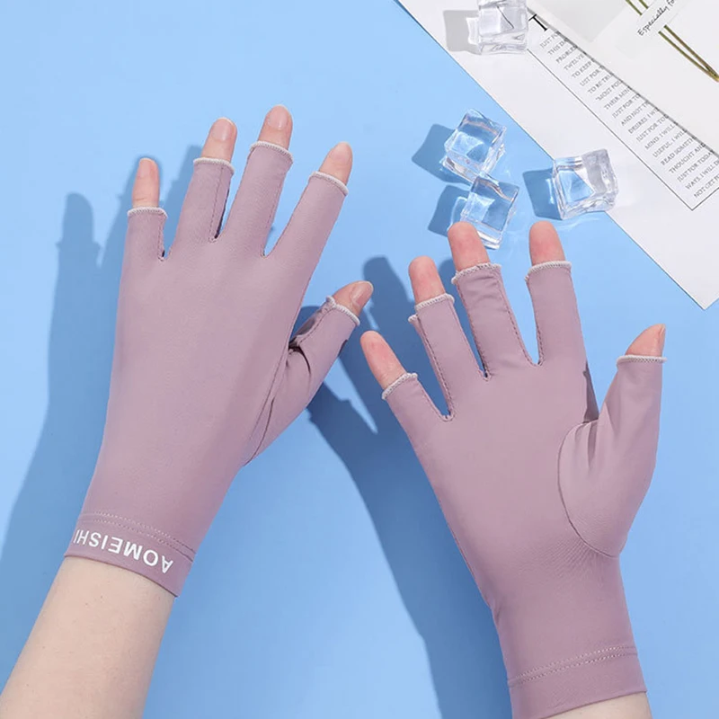 Summer Women's Ice Silk Thin Gloves Fingerless Half-finger UV Protection Sunscreen Female Nail Gloves Riding Driving Supplies
Summer Women's Ice Silk Thin Gloves Fingerless Half-finger UV Protection Sunscreen Female Nail Gloves Riding Driving Supplies