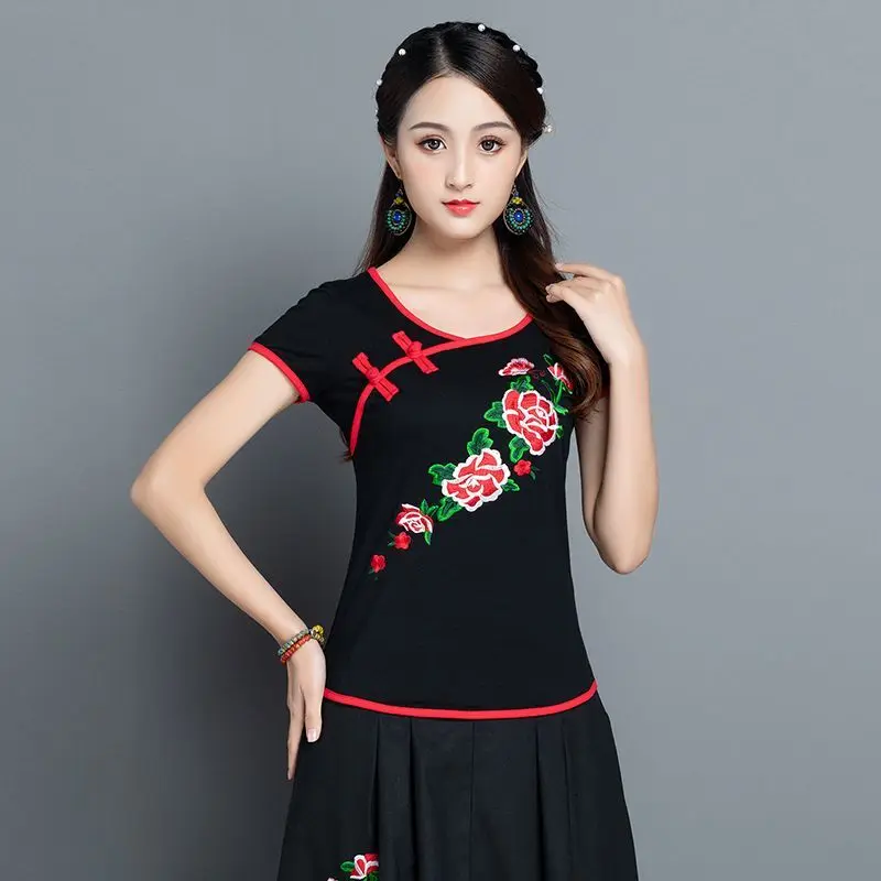 2025 chinese vintage tops national flower print o-neck t-shirt traditional ethnic base shirt feminino streetwear folk shirt
2025 chinese vintage tops national flower print o-neck t-shirt traditional ethnic base shirt feminino streetwear folk shirt