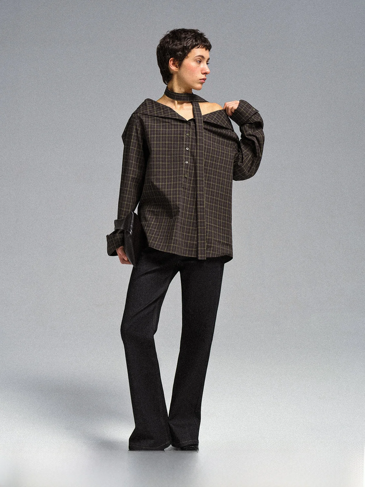 Retro Cotton Long Sleeve Shirt with Shoulder Baring And Button up Front for Women Breathable Comfortable Loose Fit Chinese Brand
Retro Cotton Long Sleeve Shirt with Shoulder Baring And Button up Front for Women Breathable Comfortable Loose Fit Chinese Brand