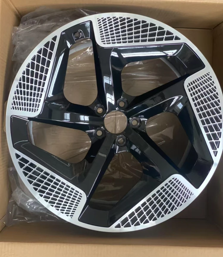 18 19 20 21 22-inch forged rims for Land Rover Benz BMW Audi Bentley Porsche Maserati Zeekr 9x Ferrari custom orged wheels
18 19 20 21 22-inch forged rims for Land Rover Benz BMW Audi Bentley Porsche Maserati Zeekr 9x Ferrari custom orged wheels