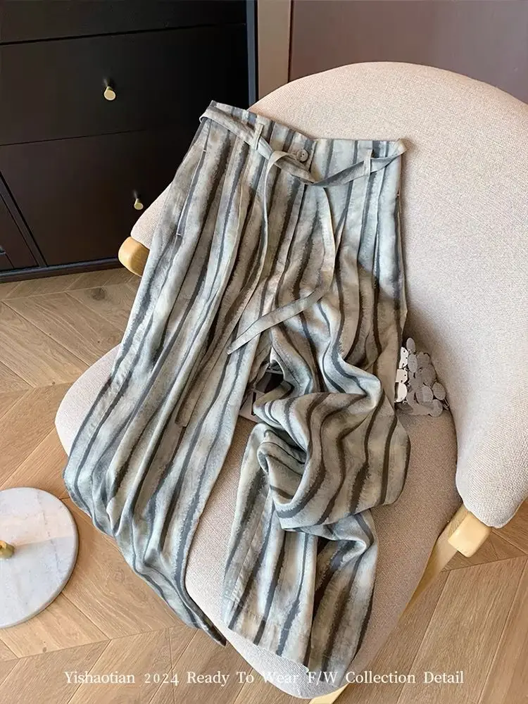 Streetwear Striped Print Loose Wide Leg Trousers Lace-up Joggers Fashion Y2K Baggy Pants Basic Aesthetic 90s Casual Bottoms
Streetwear Striped Print Loose Wide Leg Trousers Lace-up Joggers Fashion Y2K Baggy Pants Basic Aesthetic 90s Casual Bottoms