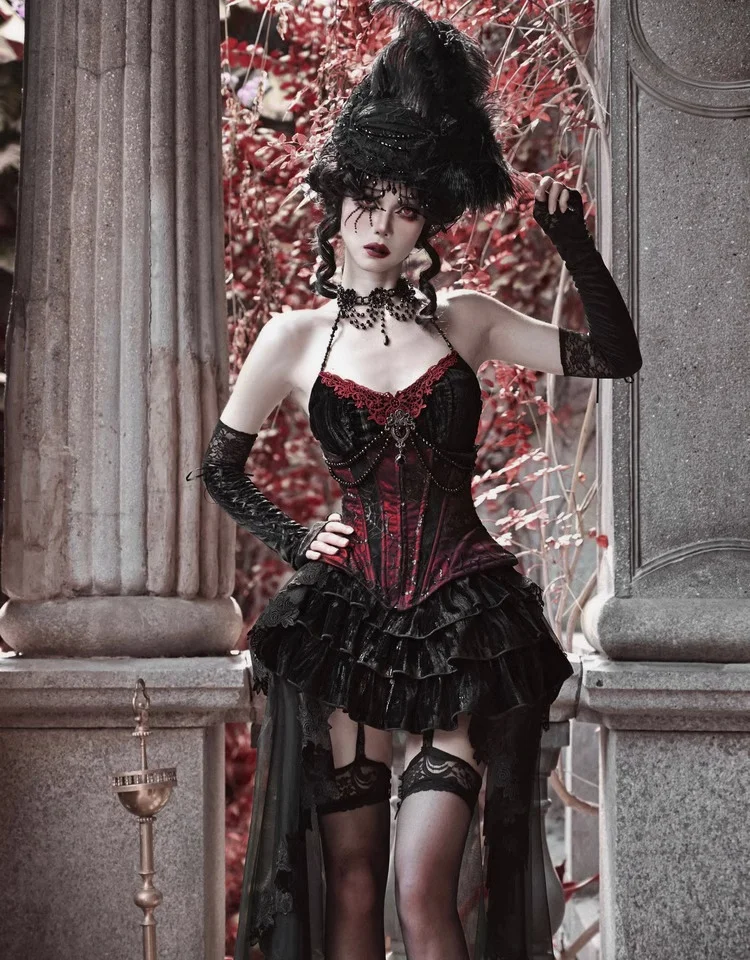 Coalfell Vintage Subcultural Gothic Strap Top Halloween Velvet Fishbone Waist Top Puff Skirt
Coalfell Vintage Subcultural Gothic Strap Top Halloween Velvet Fishbone Waist Top Puff Skirt