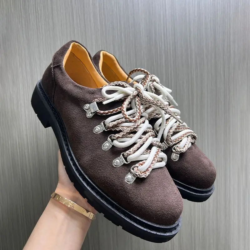 Niche-Trend Men's Casual Leather Shoes Colorful Laces Suede Leather Men's Shoes British Style Colorful Laces
Niche-Trend Men's Casual Leather Shoes Colorful Laces Suede Leather Men's Shoes British Style Colorful Laces