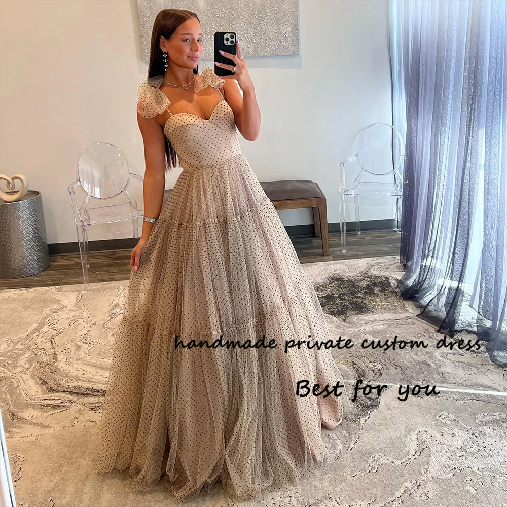 Women Prom Dresses Dotted Tulle A Line Sweetheart Ball Gown Evening Dress Backless Long Formal Party Gowns
Women Prom Dresses Dotted Tulle A Line Sweetheart Ball Gown Evening Dress Backless Long Formal Party Gowns