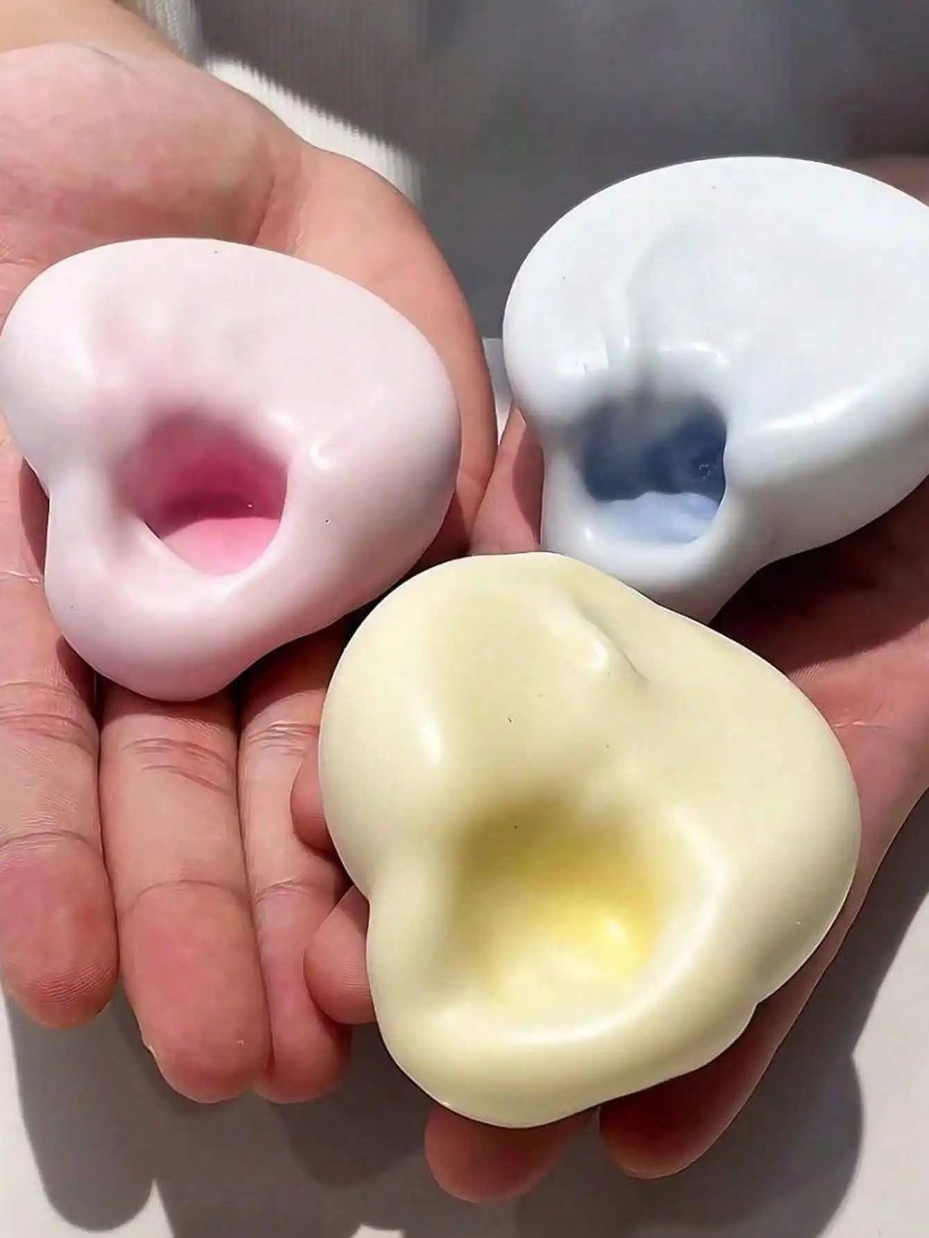 1 Pack Ice Cream Squishy Stress Relief Ball Slow Rebound Malleable Hand Squeezer Authentic NeeDoh Style Sensory Fidget Toy Birthday Christmas Holiday Gift For Kids Adults
1 Pack Ice Cream Squishy Stress Relief Ball Slow Rebound Malleable Hand Squeezer Authentic NeeDoh Style Sensory Fidget Toy Birthday Christmas Holiday Gift For Kids Adults